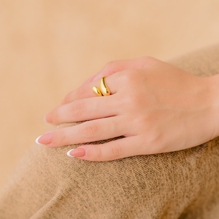 Cora Gold Ring